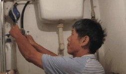 爆料水管破裂图片真实视频,真实视频曝光！”