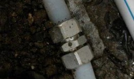 爆料水管破裂图片真实视频,真实视频曝光！”