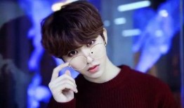 蔡徐坤谁最先爆料的呢视频,揭秘最先曝光者之谜